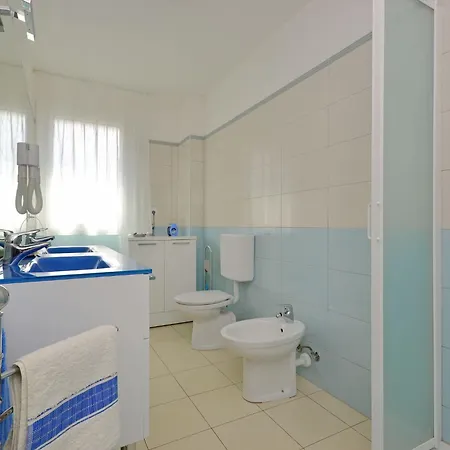 Apartament Mare-3 By Interhome